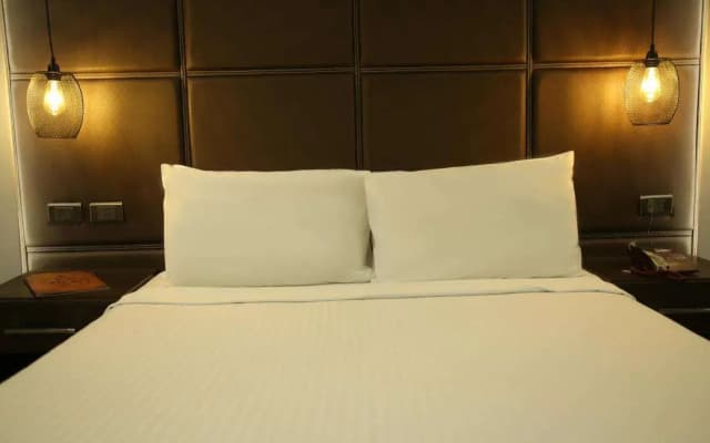 Pearl Hotel - photo 3