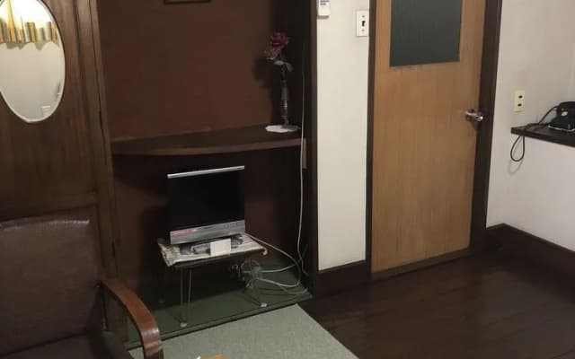 Higashiyama Hotel - photo 5