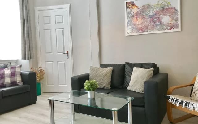 Easter Road Edinburgh Apartment - photo 5