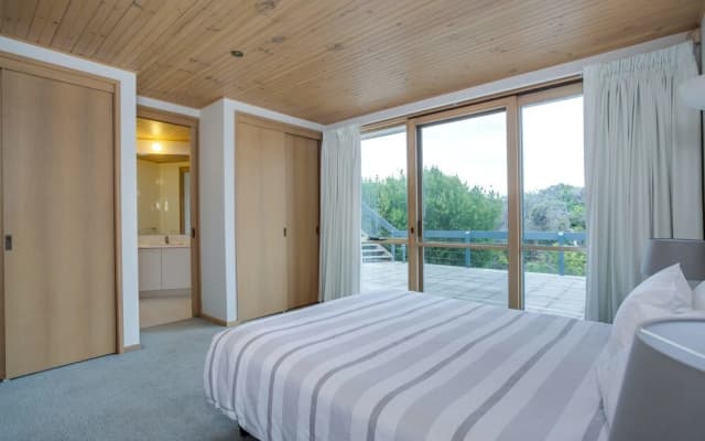 Latham Beach House - photo 5