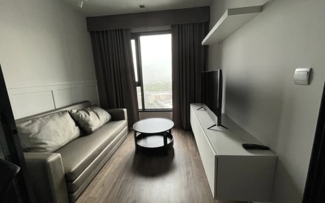 1 bed plus condo near JJ market - photo 3