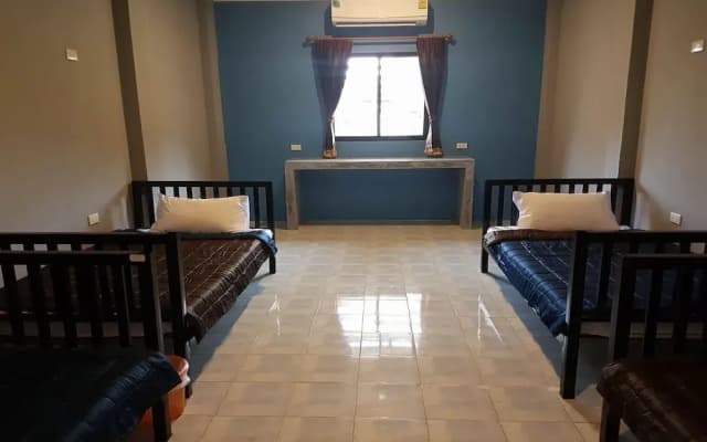 OYO 1147 The Moment Hostel - photo 5