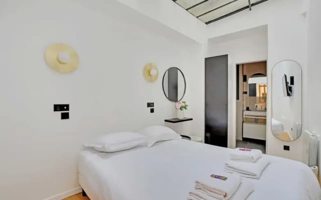 Authentic apt - 2br/6p - Rue des Martyrs - Opera - photo 4