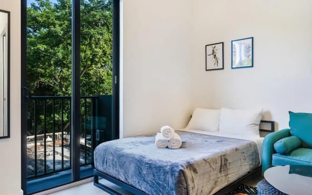 Olive Apartments - photo 5