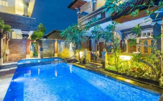 Suarsena Bungalow Ubud - photo 3