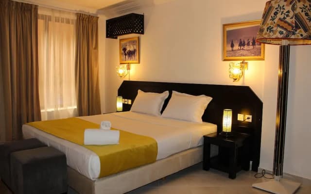 MAJOREL PEARL Restaurant Piscine SPA - photo 3