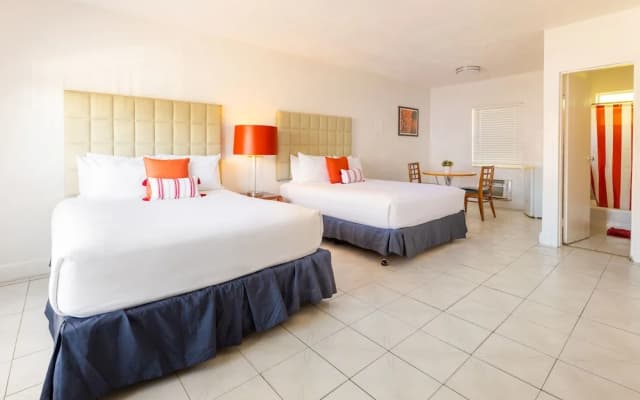 Seven Seas Hotel - photo 4