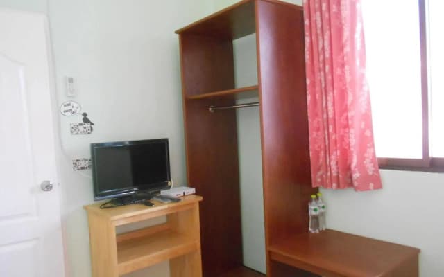 Sweet Home Guesthouse - photo 2