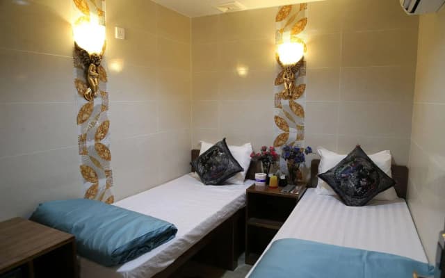 Legend Guest House - photo 5