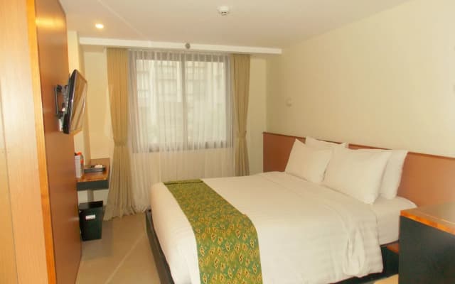 Hotel Dafam Savvoya Seminyak - photo 3