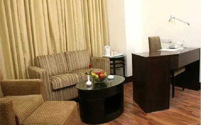 DolphInn - Just Like Home - photo 5
