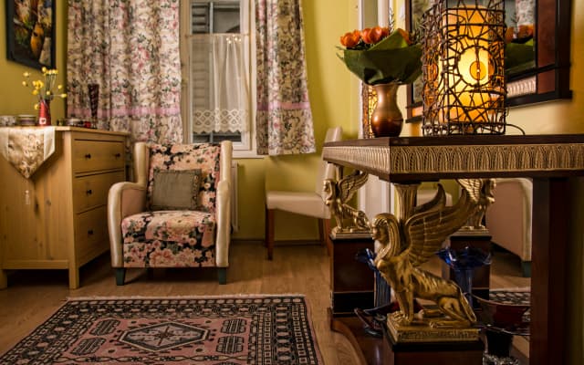 Palace Apartments - photo 2