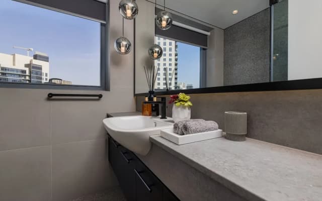 2201 Bellevue Towers - photo 3