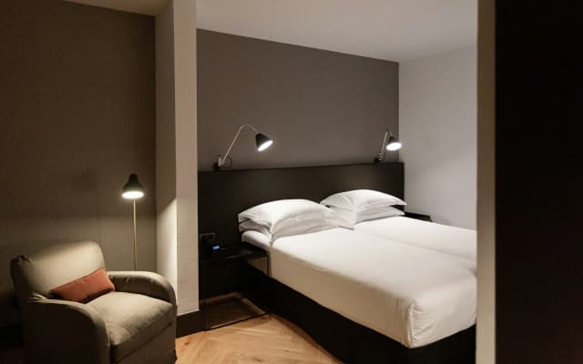 Alexandra Barcelona Hotel, Curio Collection by Hilton - photo 4