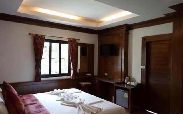 Lanta White's House - photo 3
