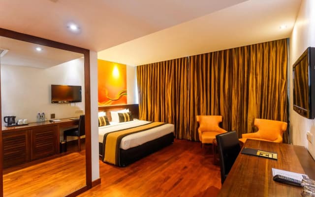 Renuka City Hotel - photo 3
