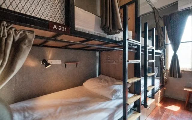 OYO 685 Am Bed Hostel - photo 5