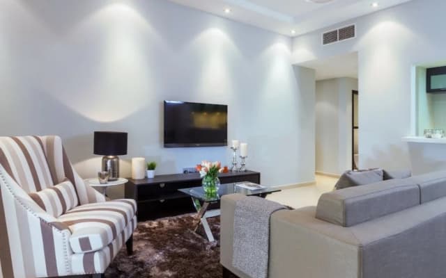 The Palm Jumeirah Villas - Frond D by Nasma Luxury Stays - photo 5