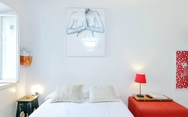 Monti Bright Apartment - photo 2