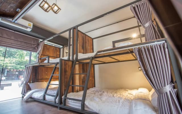 Sleep With You Hostel - photo 5