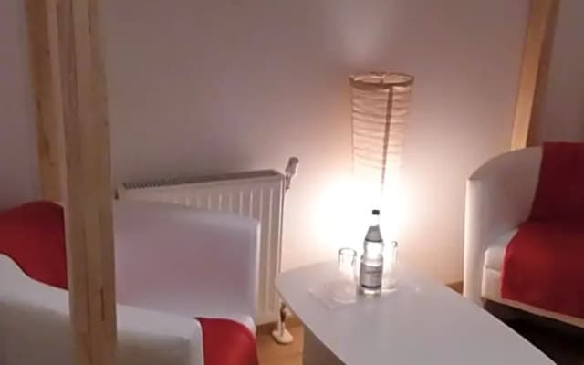 Living In The Box - photo 4