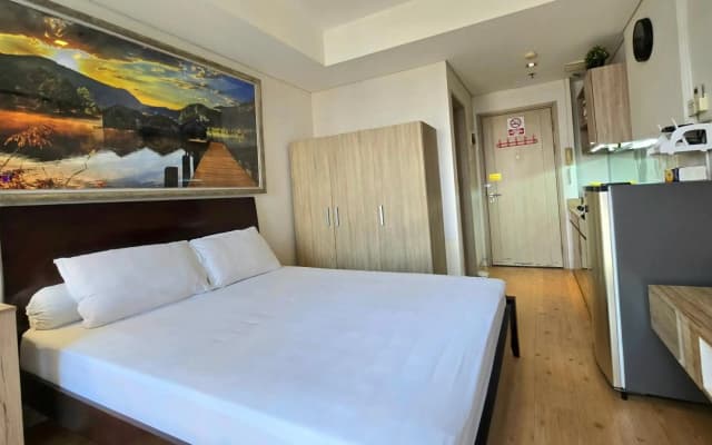 Studio17b Elpis Kemayoran Sunrise View Free Netflix, Disney Hotstar & PrimeVideo - photo 3