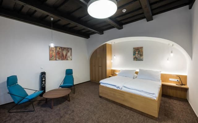 Fancy apartments by Prague Castle - photo 2