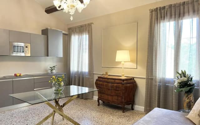 San Vio Palace Luxury Apartments - photo 5
