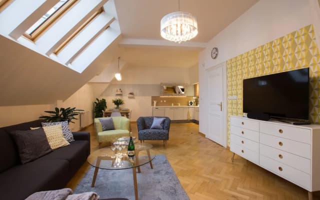 Luxury Apartment Maiselova - photo 2