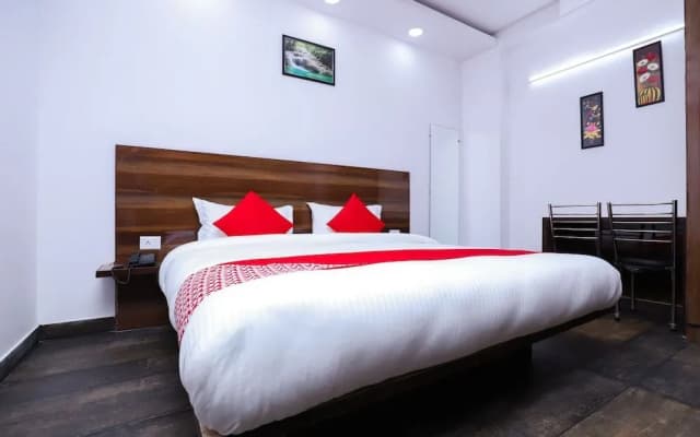 Kavya Residency by OYO Rooms - photo 4