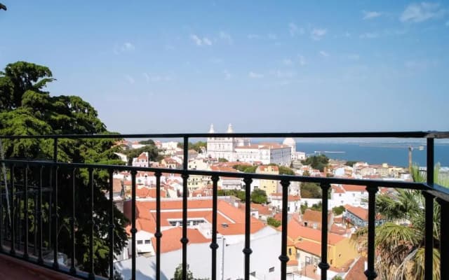 Castle Lisbon Typical - photo 2