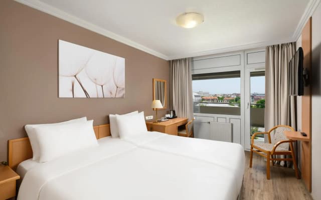 Danubius Hotel Arena - photo 4