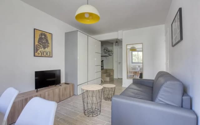 Superb Apartment Near The Bassin De La Villette - photo 5