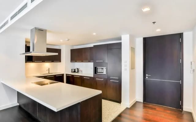 Driven Holiday Homes - Limestone House - photo 4