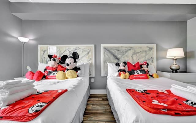 8303 Palm Disney - photo 3
