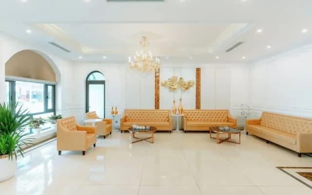 New Ha Long Hotel - photo 2