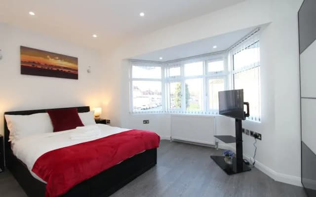 BlueGreen Suites - photo 2
