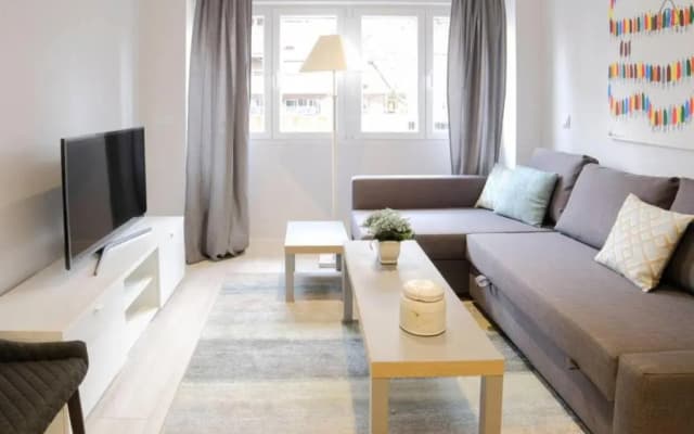 Charming Studio in Cuatro Caminos Area - photo 4
