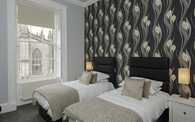 Parliament Apartment - photo 2