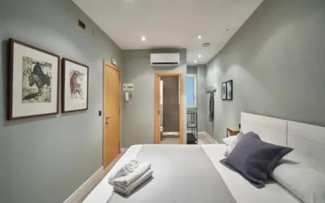 Cathedral Apartments - photo 3