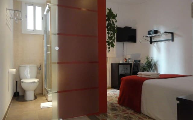 BruStar Gotic-Centric Hotel - photo 4