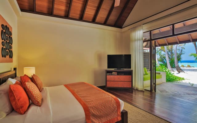 Niva Kurumba Maldives Resort - photo 2