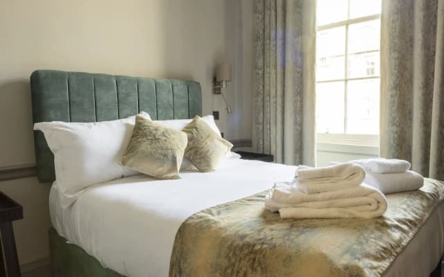 Edinburgh Group Accommodation Hanover Boutique - photo 2
