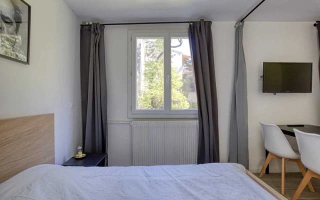 Magnificent studio near the canal de l'Ourcq - photo 3