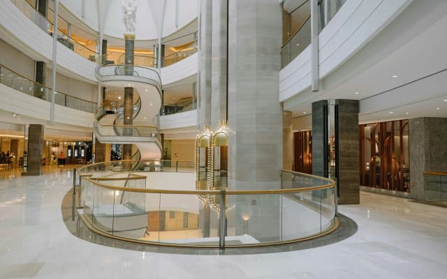 Lotte Hotel World - photo 2