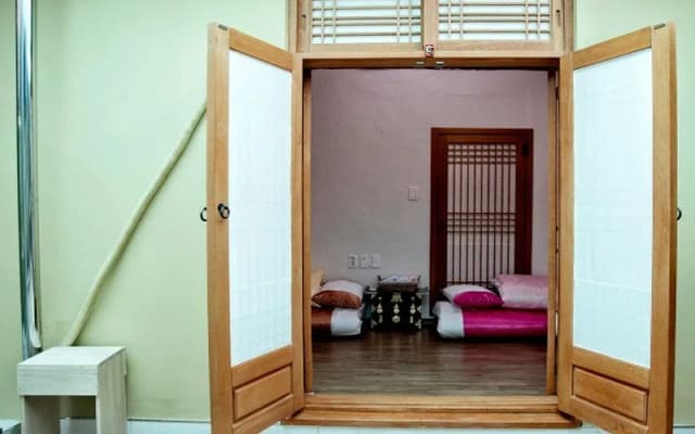 Lili House - photo 2