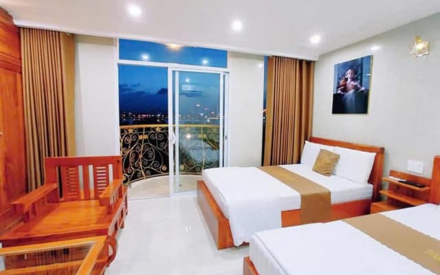 Dragon Hotel Apartment - photo 5