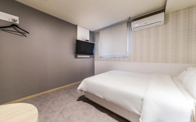 Shine Hotel - photo 3