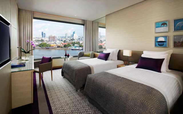 Anantara Riverside Bangkok Resort - photo 2