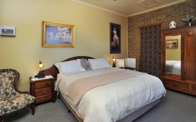 Langbrook Estate Cottages - photo 3